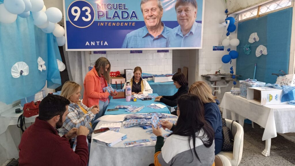 A pocos días de las elecciones el trabajo es arduo